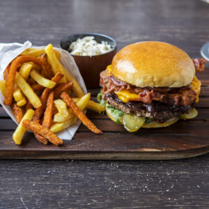 „Brasserie“ Burger mit Cheddarkäse